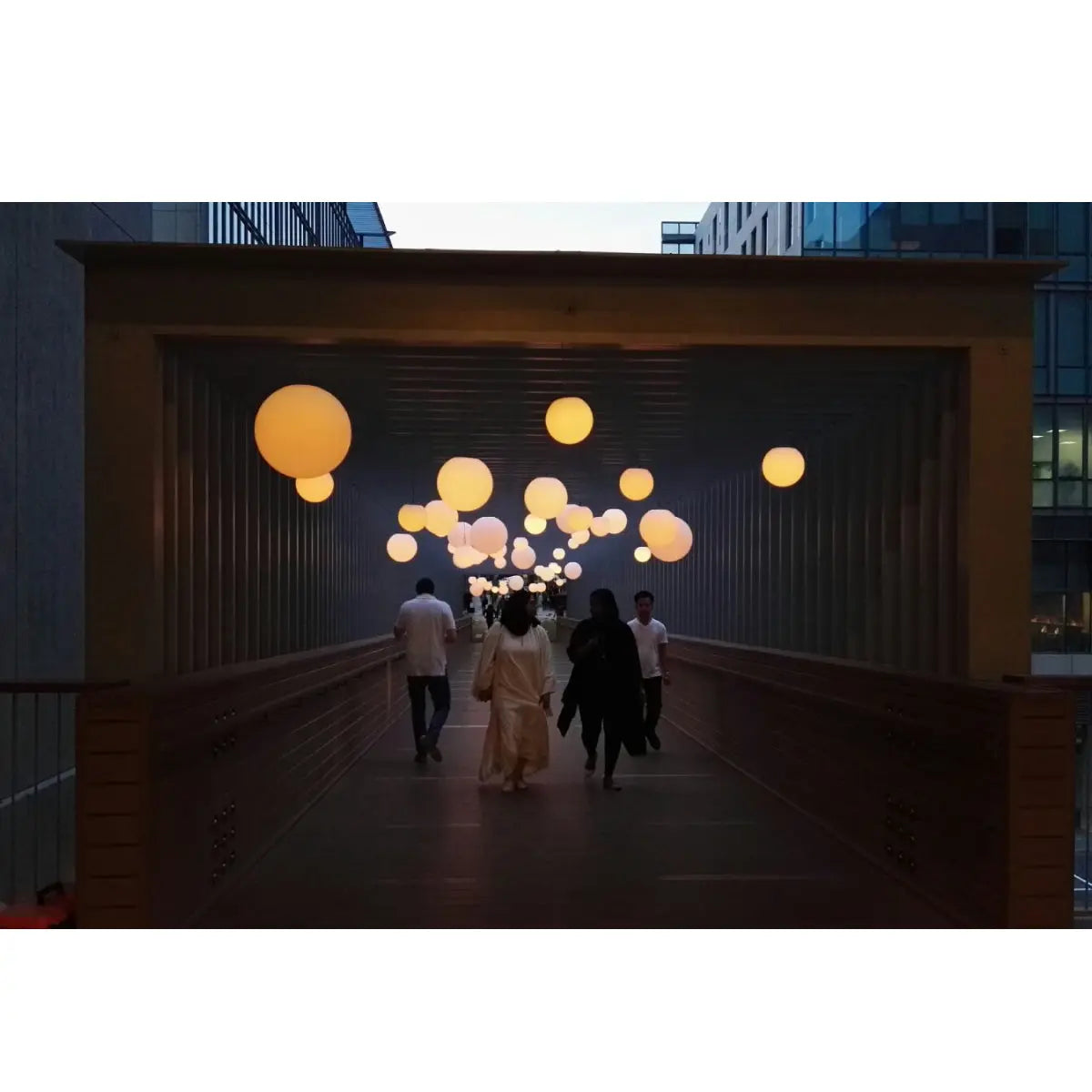 Ball - 25cm Desert River Rentals